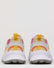 Carica l'immagine nel visualizzatore di Gallery, Flower mountain beige ocra