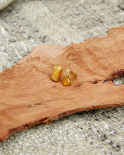 Carica l'immagine nel visualizzatore di Gallery, Anello Pietre in Ottone