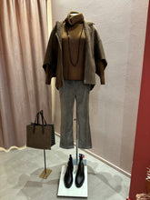 Carica l&#39;immagine nel visualizzatore di Gallery, ATELIER PIECES UNIQUES CAPPOTTO ECO SHEARLING TASCONI
