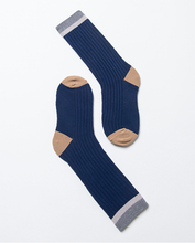 Carica l&#39;immagine nel visualizzatore di Gallery, ATELIER PIECES UNIQUES CALZE  JAQUARD e LUREX
