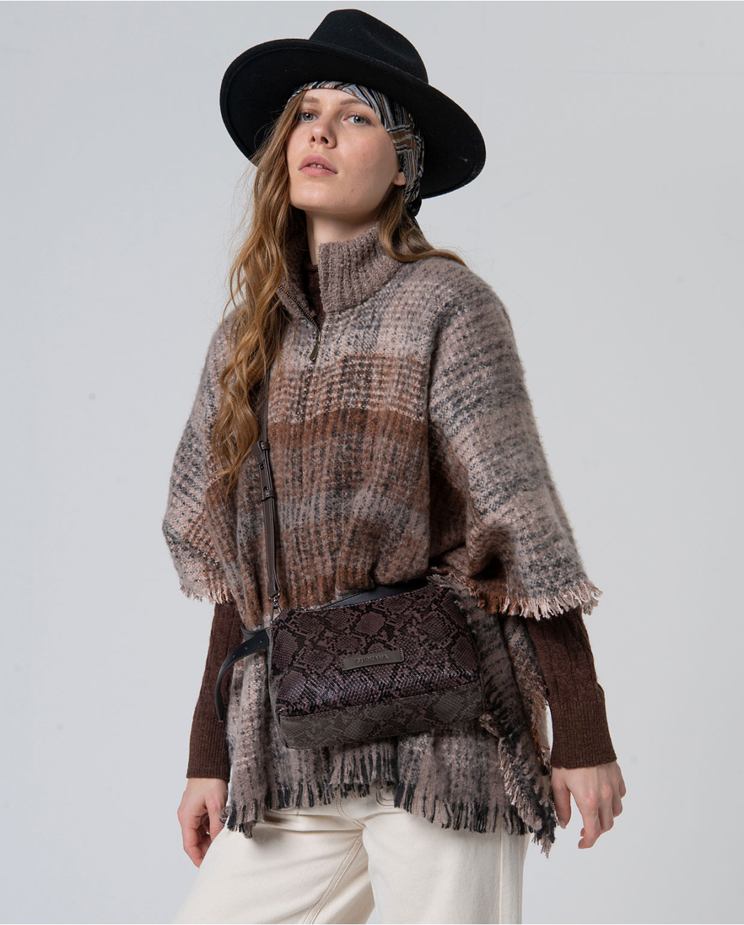PONCHO Choco