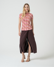 Carica l&#39;immagine nel visualizzatore di Gallery, ATELIER PIECES UNIQUES CAMICIA JERSEY  M CORTA  STAMPA
