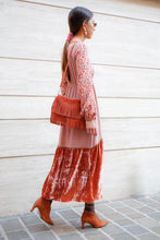 Carica l'immagine nel visualizzatore di Gallery, ATELIER PIECES UNIQUES ABITO GIPSY LUNGO
