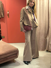 Carica l'immagine nel visualizzatore di Gallery, ATELIER PIECES UNIQUES  FARFALLA GABA SOFT
