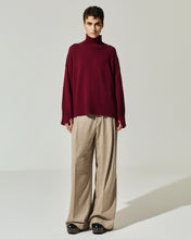 Carica l&#39;immagine nel visualizzatore di Gallery, ATELIER PIECES UNIQUES MAGLIA OVER SOFT MERINO
