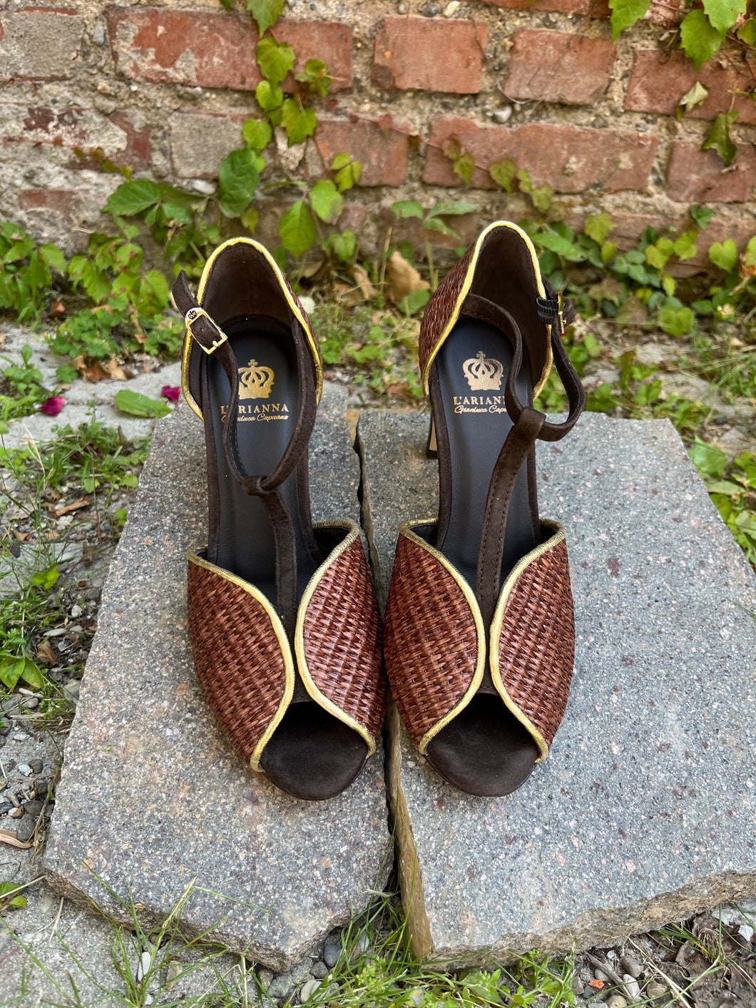 ATELIER PIECES UNIQUES  CHANEL INTRECCIO  T75