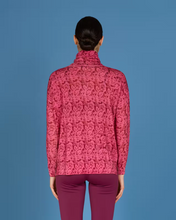 Carica l&#39;immagine nel visualizzatore di Gallery, ATELIER PIECES UNIQUES COLLO ALTO  STAMPA
