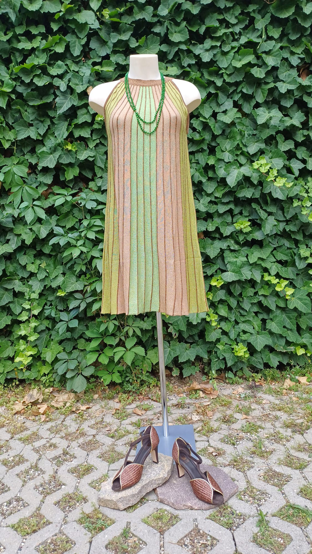 ATELIER PIECES UNIQUES ABITO  SCOLLO AMERICANO  CORTO