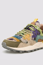 Carica l&#39;immagine nel visualizzatore di Gallery, ATELIER PIECES UNIQUES SNEAKERS SUEDE NYLON  PONY
