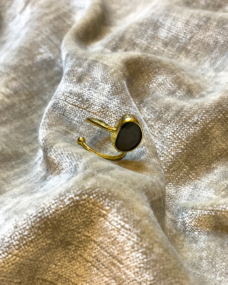 Anello Pietra Tinta Unita in Ottone