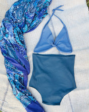 Carica l&#39;immagine nel visualizzatore di Gallery, Bikini Culotte Nodo Bicolore Riverside/Legion Blue
