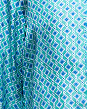 Carica l&#39;immagine nel visualizzatore di Gallery, Camicia 100% Seta Stampa Rombo Verde/Blu
