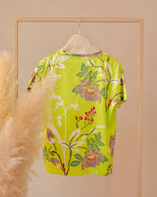 Carica l&#39;immagine nel visualizzatore di Gallery, T-Shirt Cotone Floral
